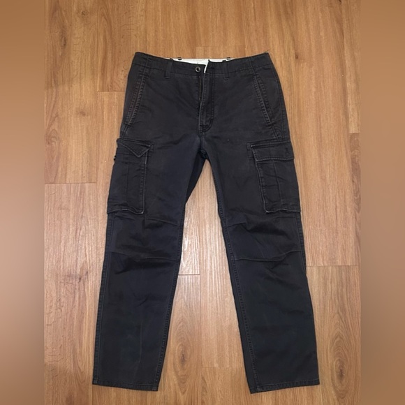 Men's Black Levi Cargo Pants - Picture 1 of 2